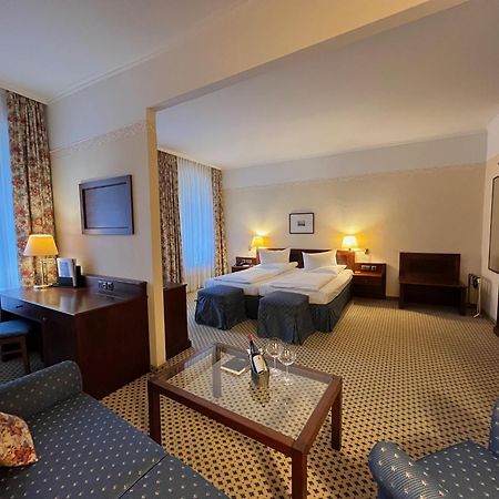 Romantik Hotel Tuchmacher Гёрлиц Экстерьер фото