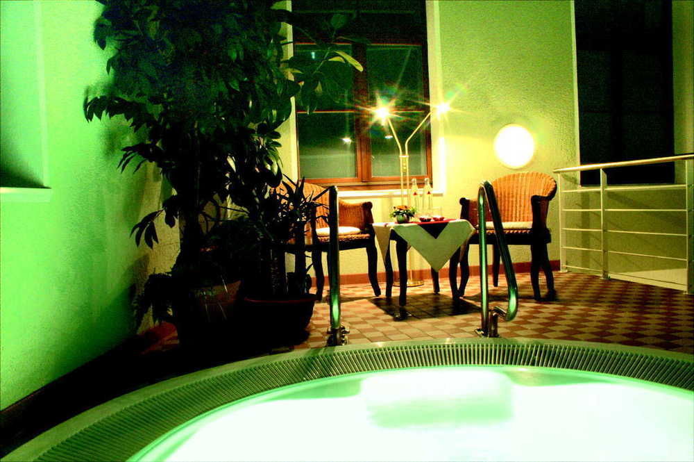 Romantik Hotel Tuchmacher Гёрлиц Удобства фото