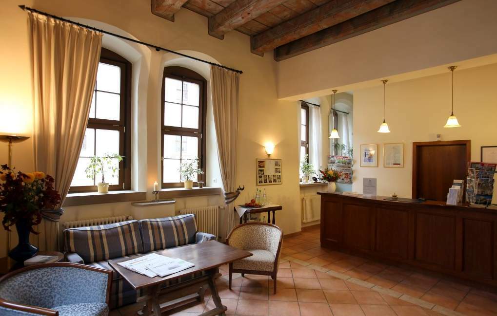 Romantik Hotel Tuchmacher Гёрлиц Экстерьер фото